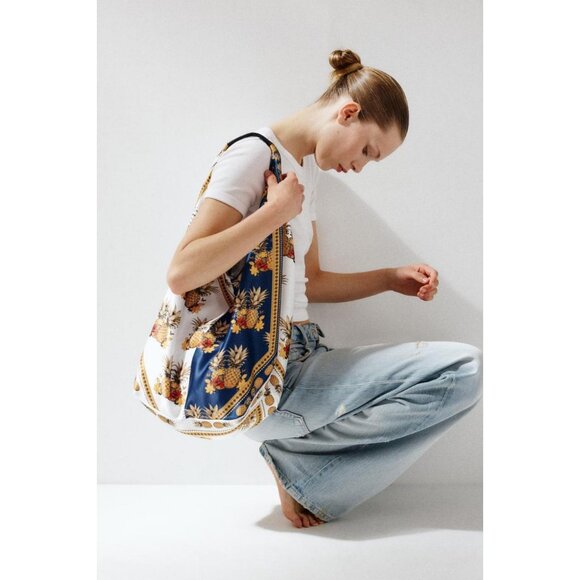 ZARA MULTI-COLOURED PRINT SHOPPER - Picture 1 of 6